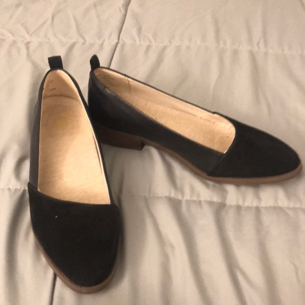 Beta brand Size 9 city skimmers (onyx)